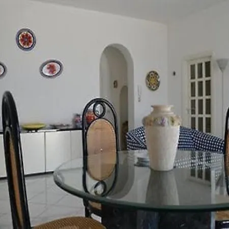 Gioia Apartment *